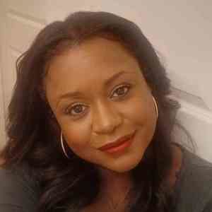 Meet your Posher, Serina